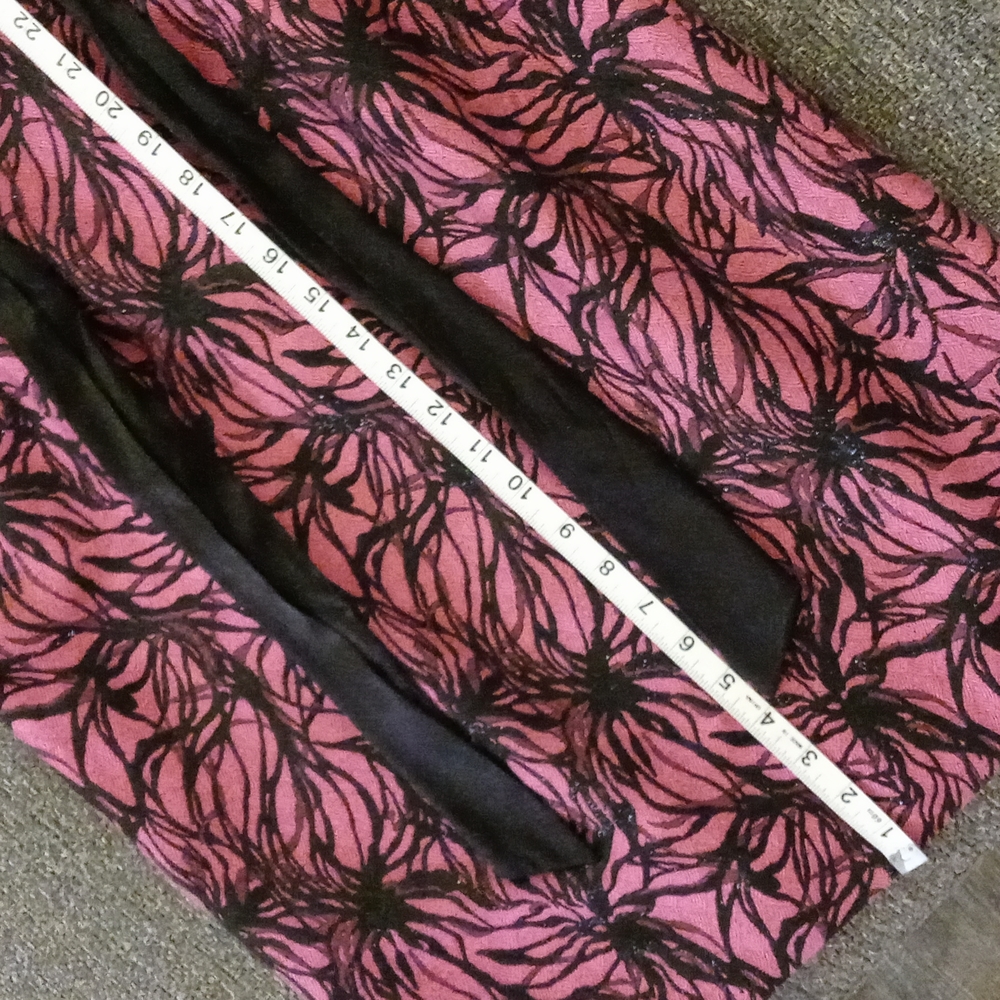 🖤Taylor🖤 - Magenta/Black Lace Cocktail Dress - Picture 15 of 16